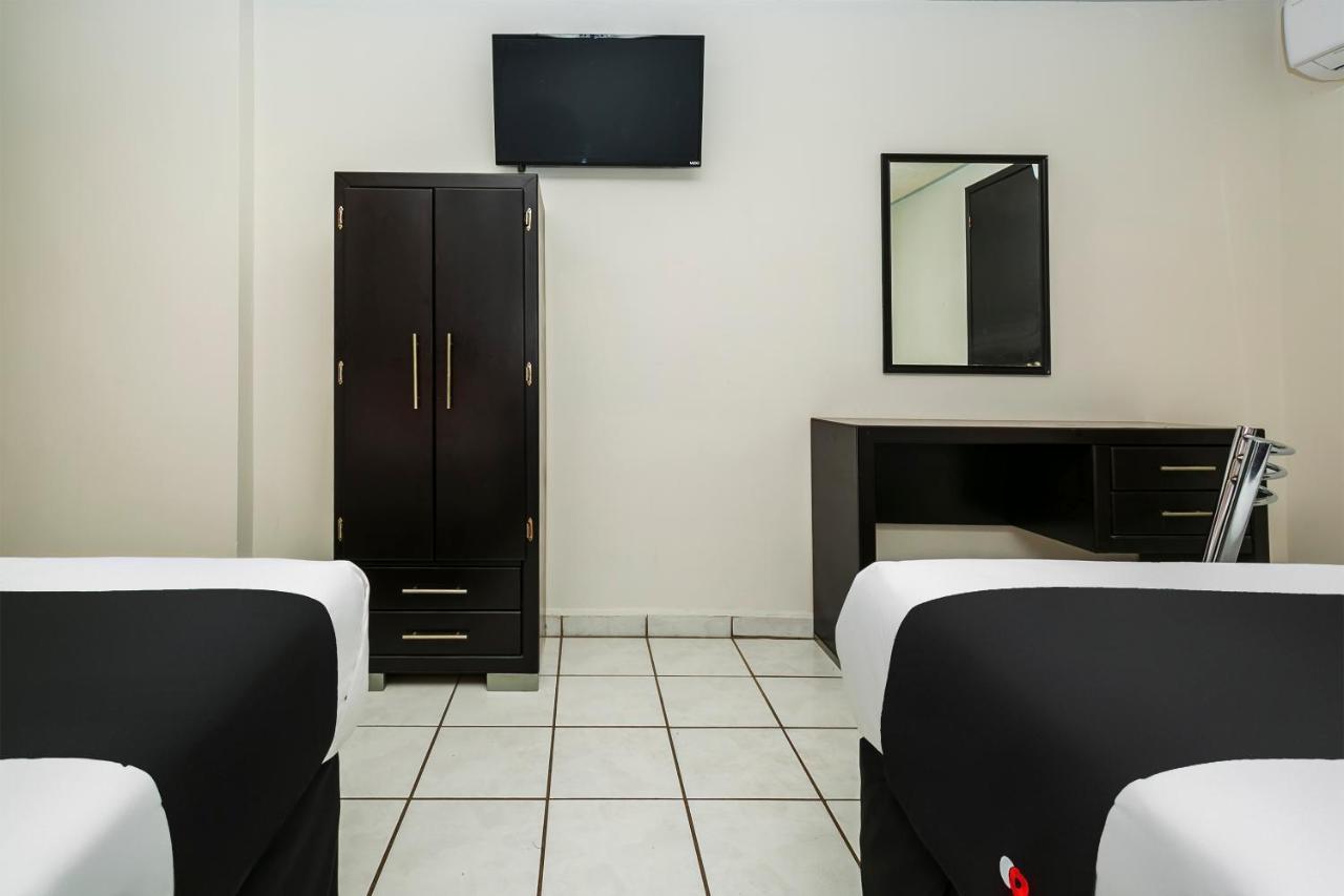 Capital O Hotel Victoria Morelia Exterior photo